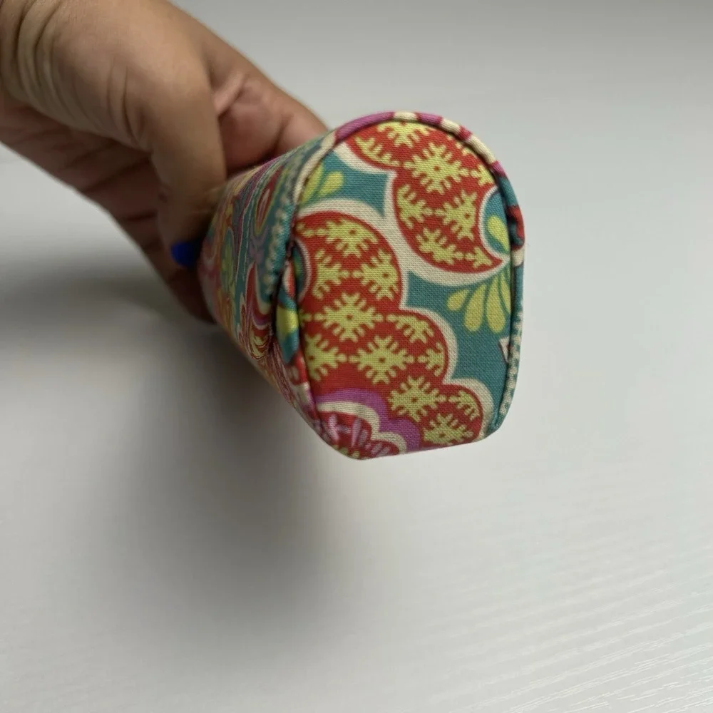 Vera Bradley Eye Glass Case PAISLEY IN PARADISE Magnetic Closure Sunglasses